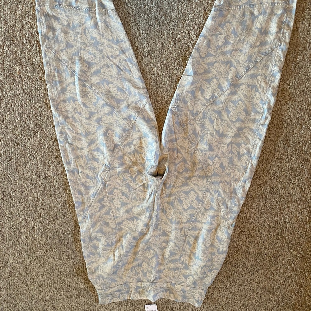 NWT Free People Movement Size Small active wear - Picture 7 of 8